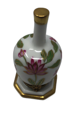 Blossom Enchantment: White and Gold Vase Limoges Box