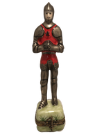 Regal Defenders: Hand-Painted Limoges Knight in Shining Armor Trinket Box - A Symbol of Chivalry