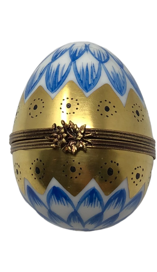 Elegance Unleashed: Golden Feathered Limoges Egg Box