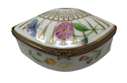 Elegance Unfolds: White and Gold Fan Limoges Box