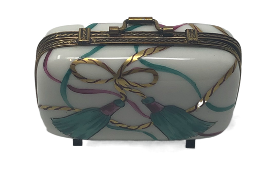 Elegance in Tranquility: Limoges White Trunk Box