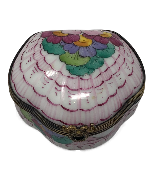 Whimsical Beauty: Floral Paradise in a Shell Limoges Box