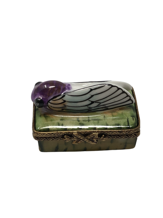 Ethereal Elegance: Resting Fly Limoges Box in Purple